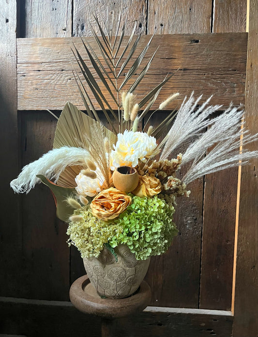 Golden Meadow Luxe| Botanical Arrangement