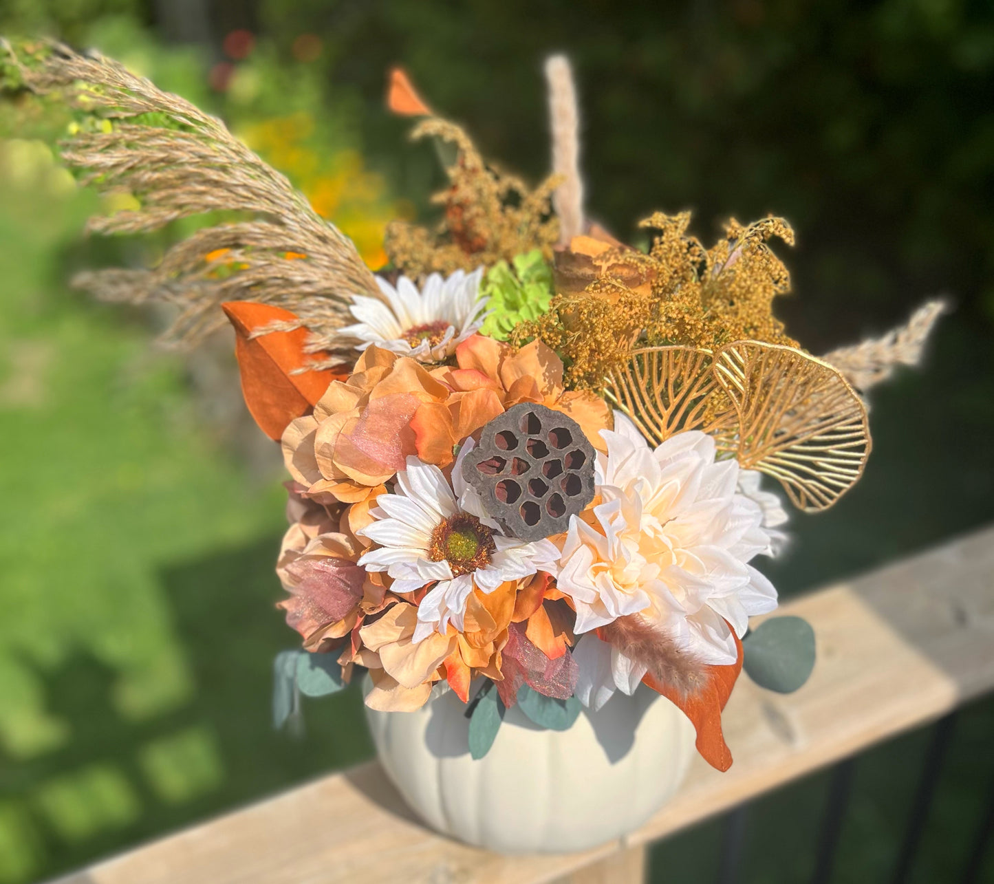 Drifting Meadow| Autumn Botanicals